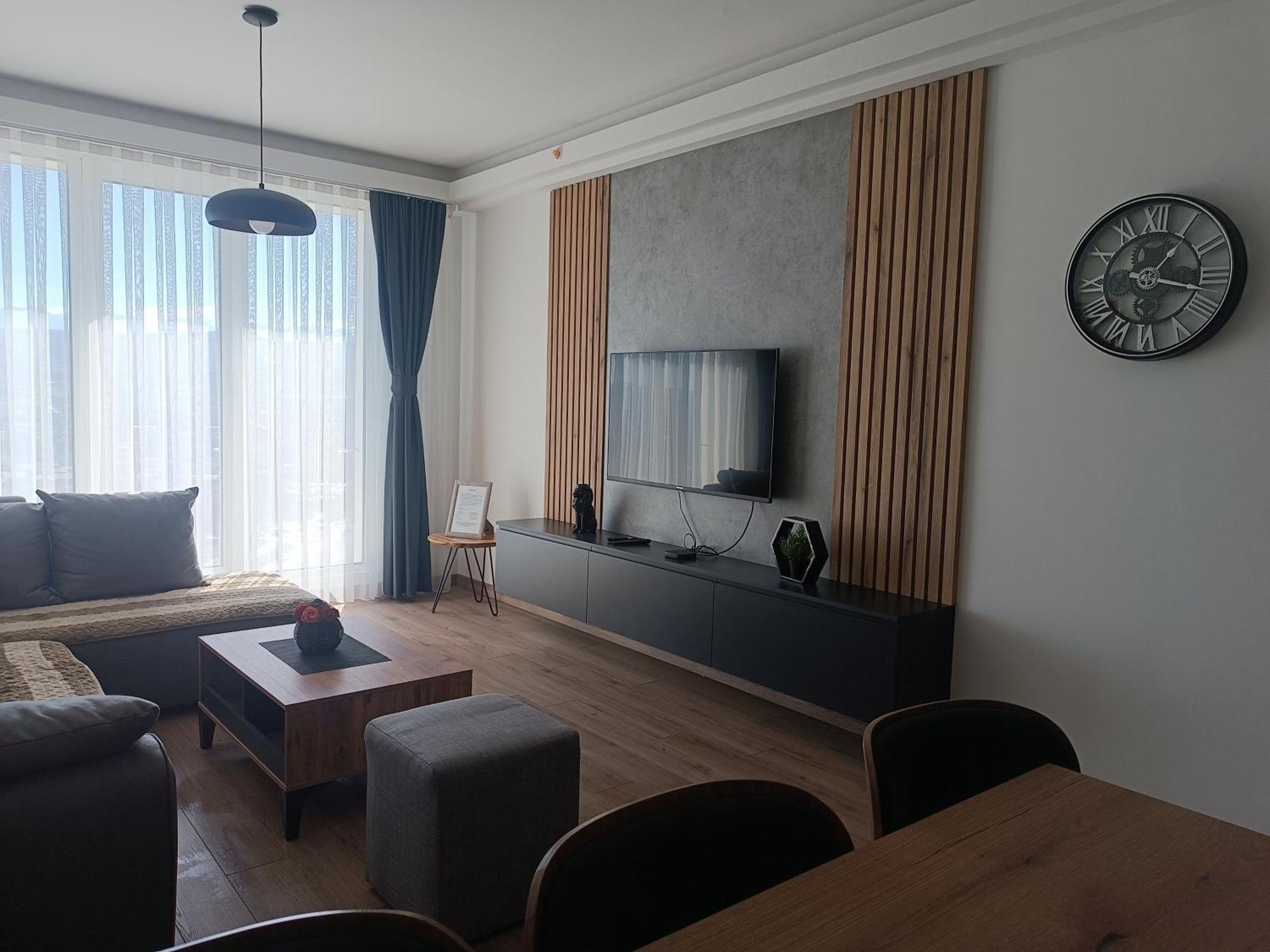18Th & 16H Floor Secure Luxury Condos With Pool & Fitness Included In Price Skopje Eksteriør bilde